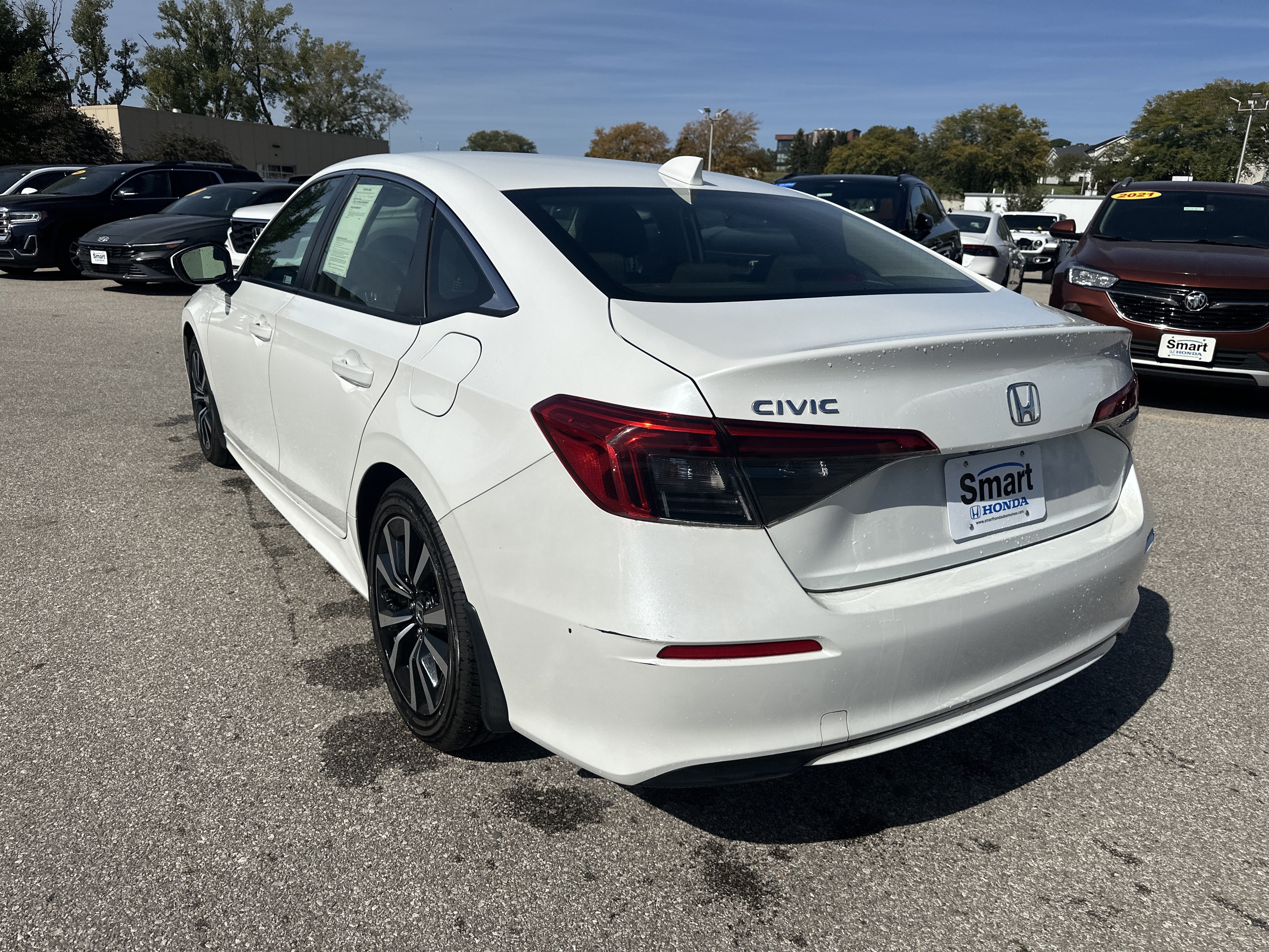 Certified 2022 Honda Civic EX image 6