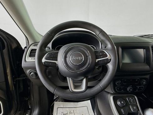 Used 2019 Jeep Compass Sport image 11