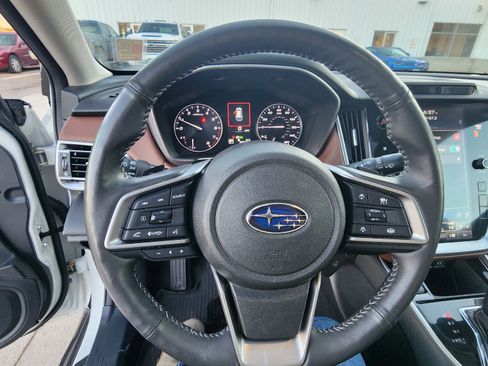 Used 2024 Subaru Outback Touring image 17