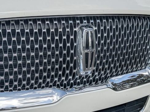 Used 2023 Lincoln Navigator L Reserve RWD image 9
