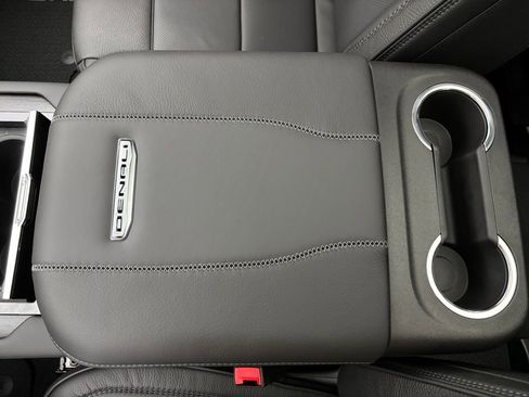 New 2026 GMC Yukon Denali w/ Sun & Power Step Package image 32