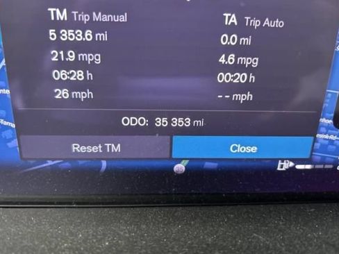 Used 2024 Volvo XC90 B6 Plus AWD/4WD image 3