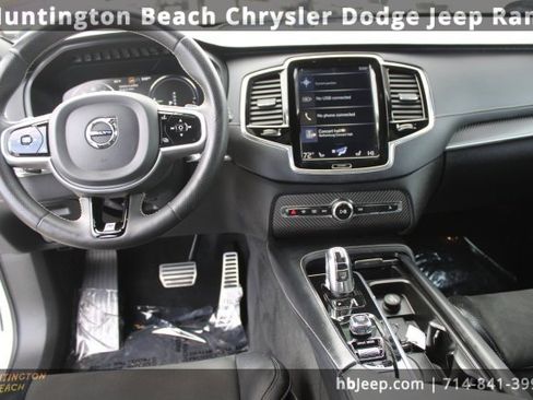 Used 2019 Volvo XC90 T8 R-Design w/ Advanced Package image 12