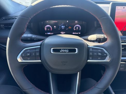 Certified 2024 Jeep Compass Trailhawk w/ Trailhawk Elite Group image 19