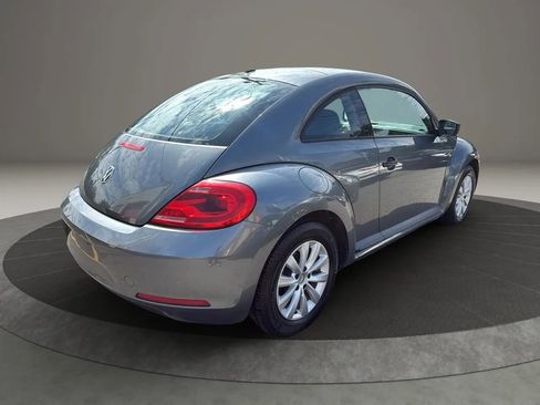 Used 2014 Volkswagen Beetle 1.8T image 5