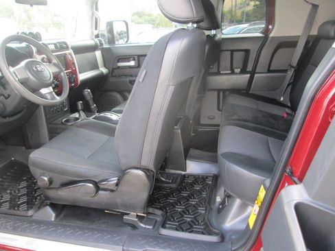 Used 2008 Toyota FJ Cruiser 4WD w/ Convenience Pkg image 9