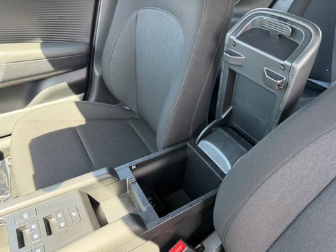 Used 2024 Hyundai Ioniq 6 SE image 31