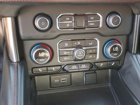 Certified 2024 Chevrolet Suburban RST w/ Luxury Package image 20