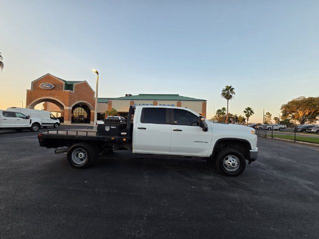 Used 2021 Chevrolet Silverado 3500 W/T w/ WT Convenience Package AWD/4WD image 4