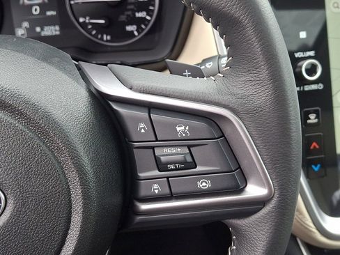 Certified 2025 Subaru Outback Premium image 23