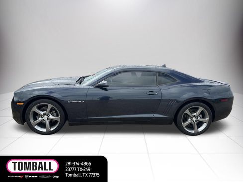 Used 2013 Chevrolet Camaro LT w/ RS Package RWD image 4