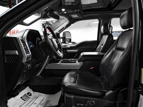 Used 2017 Ford F350 Lariat w/ Lariat Ultimate Package image 4