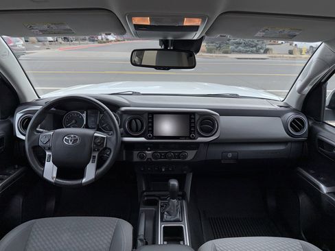 Used 2022 Toyota Tacoma 4x4 Double Cab image 24