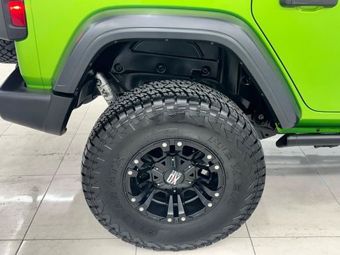 Used 2019 Jeep Wrangler Unlimited Sport AWD/4WD image 38