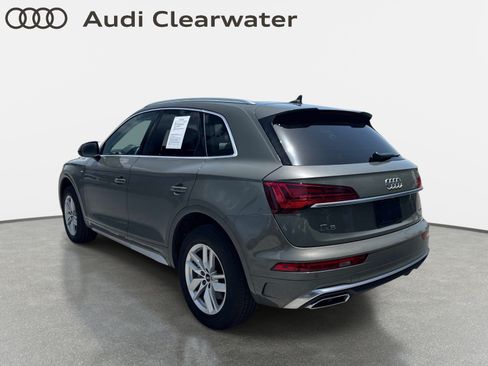 Certified 2023 Audi Q5 2.0T Premium w/ Convenience Package AWD/4WD image 3