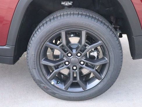 New 2025 Jeep Grand Cherokee L Limited AWD/4WD image 22