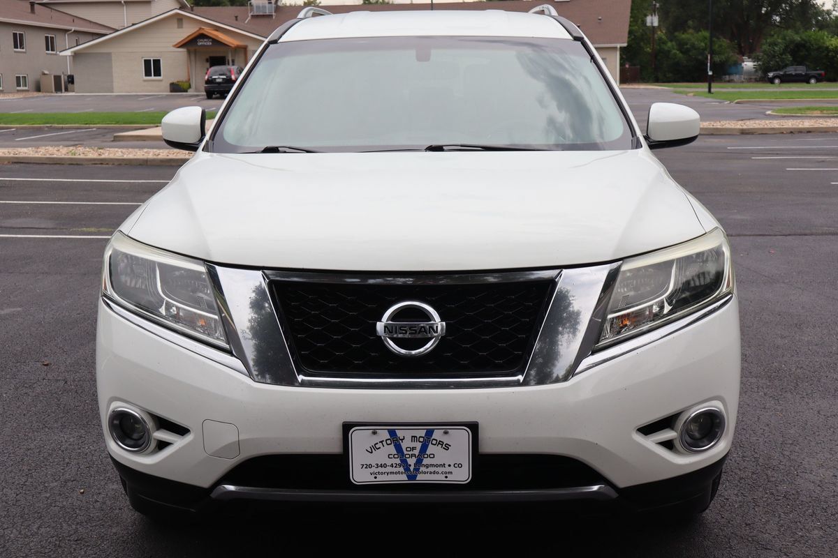 Used 2016 Nissan Pathfinder SV AWD/4WD image 12