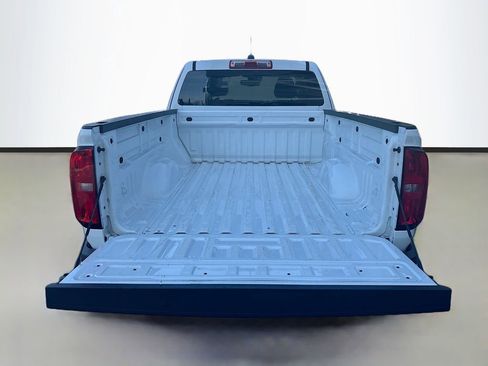 Used 2021 Chevrolet Colorado LT w/ Fleet Safety Package image 12