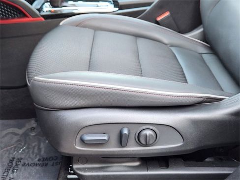 Certified 2023 Chevrolet TrailBlazer RS w/ Sun and Liftgate Package image 19