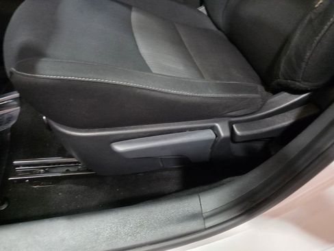 Used 2023 Nissan Sentra SV FWD image 13