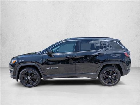 Used 2021 Jeep Compass Latitude w/ Convenience Group FWD image 4
