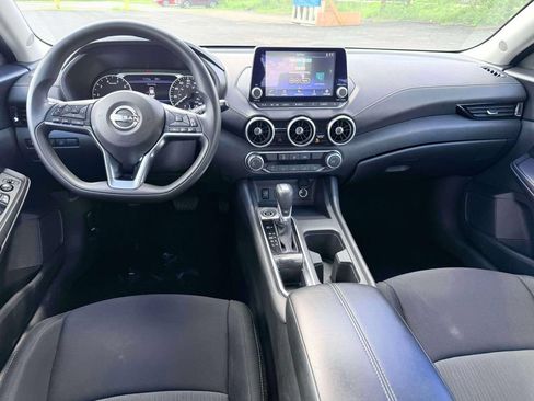 Used 2024 Nissan Sentra SV FWD image 13