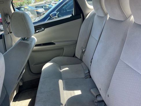Used 2011 Chevrolet Impala LS image 6