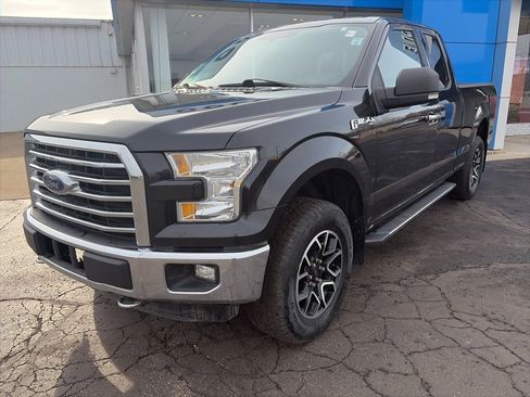 Used 2015 Ford F150 XLT w/ Equipment Group 301A Mid image 3