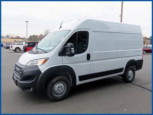 New 2026 RAM ProMaster 2500 w/ Convenience Group FWD image 2