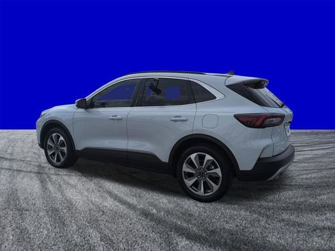 Certified 2025 Ford Escape Platinum w/ Premium Technology Package AWD/4WD image 6