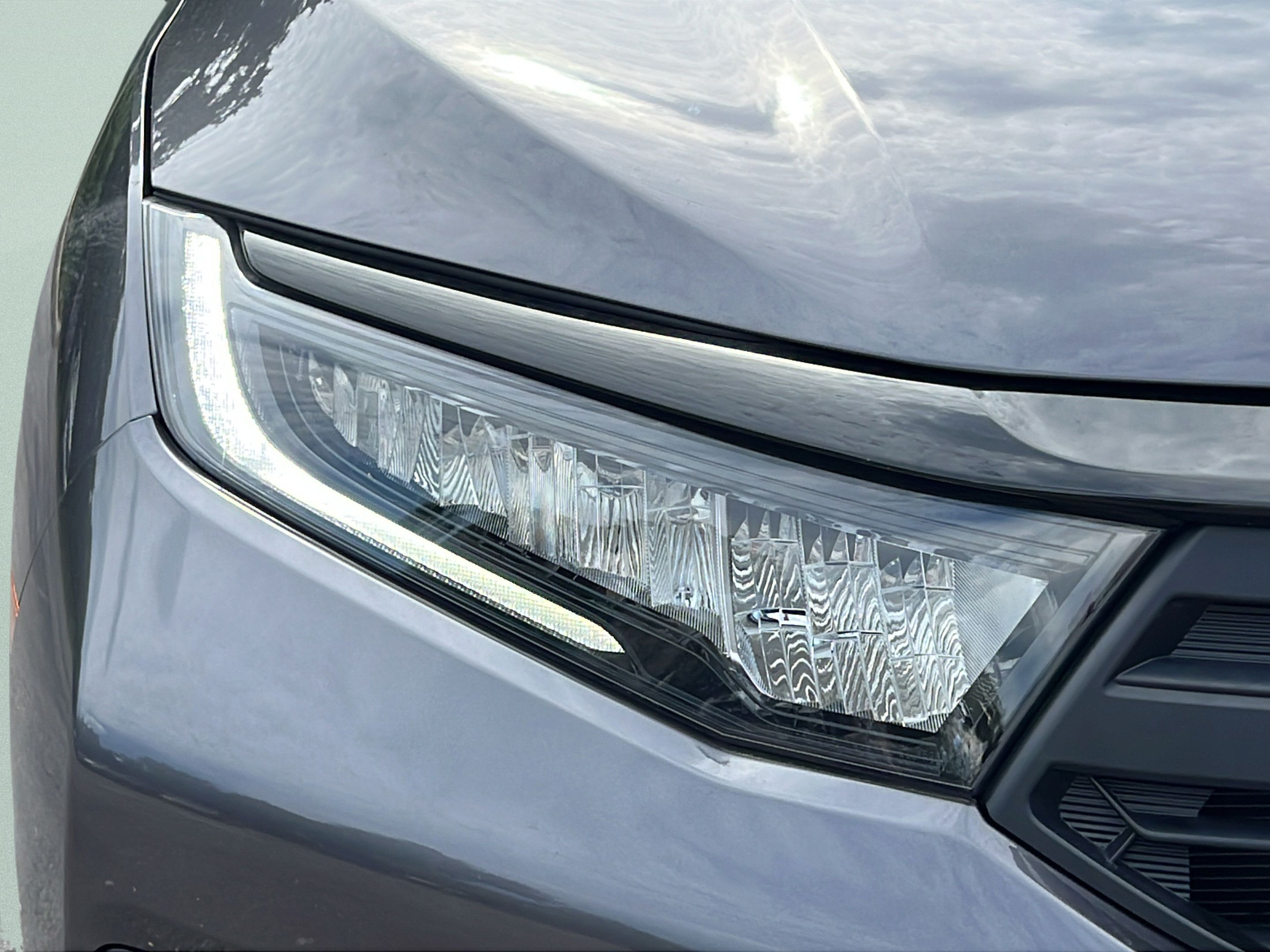 Used 2025 Honda Odyssey EX-L image 25