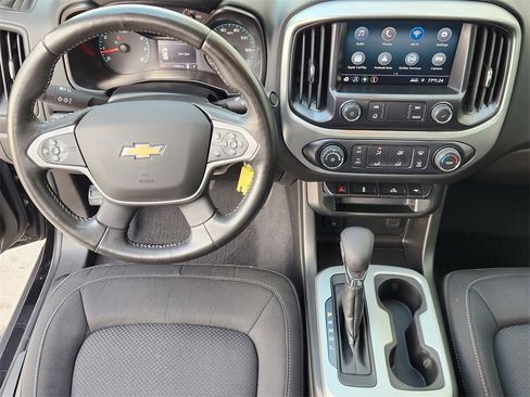 Used 2022 Chevrolet Colorado LT w/ LT Convenience Package image 26