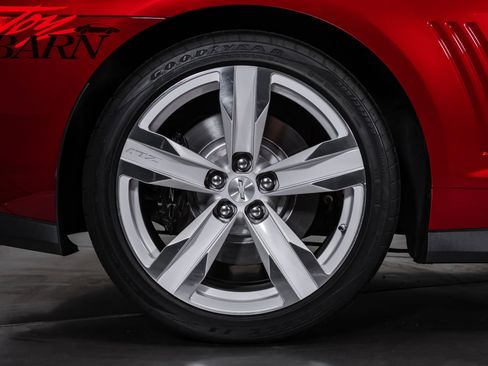 Used 2013 Chevrolet Camaro ZL1 RWD image 25