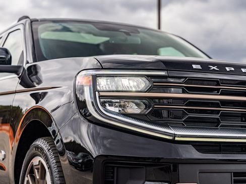 New 2026 Ford Expedition Max King Ranch image 6