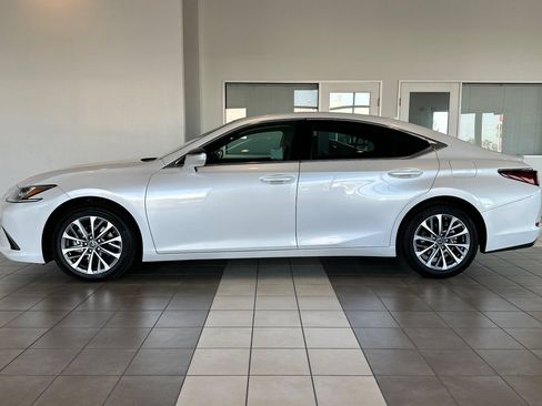 Used 2024 Lexus ES 350 FWD image 7