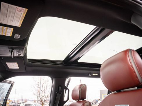 Used 2019 Ford F250 Platinum w/ Platinum Ultimate Package image 18