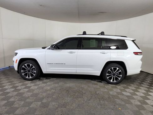 Used 2021 Jeep Grand Cherokee L Overland w/ Advanced Protech Group III AWD/4WD image 4