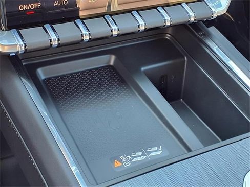 New 2026 GMC Acadia Elevation image 15