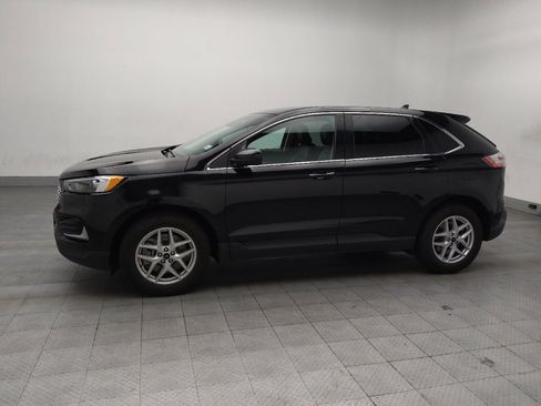 Used 2023 Ford Edge SEL image 2