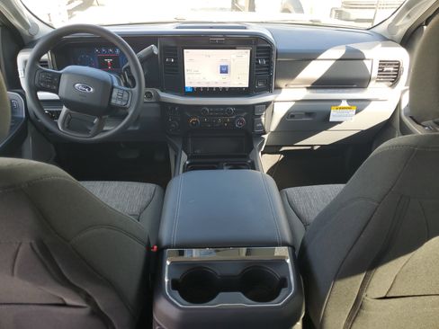New 2026 Ford F250 XLT w/ XLT Premium Package image 9