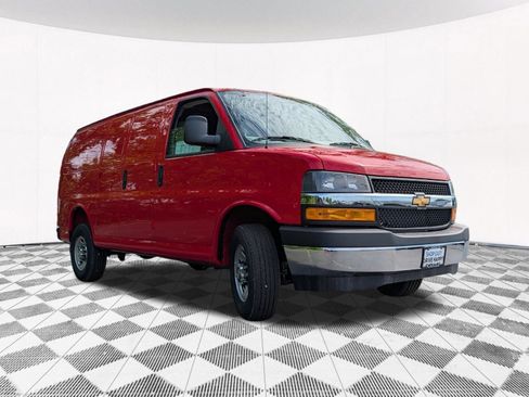 New 2026 Chevrolet Express 2500 w/ Driver Convenience Package RWD image 9