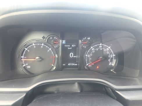 Used 2024 Toyota 4Runner SR5 Premium w/ Moonroof Package AWD/4WD image 5