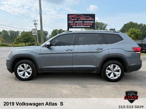 Used 2019 Volkswagen Atlas S w/ Towing Package AWD/4WD image 2