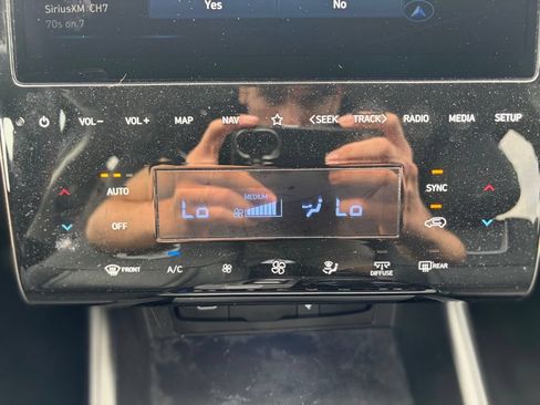 Used 2023 Hyundai Tucson Limited AWD/4WD image 31