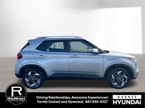 New 2026 Hyundai Venue SEL image 10