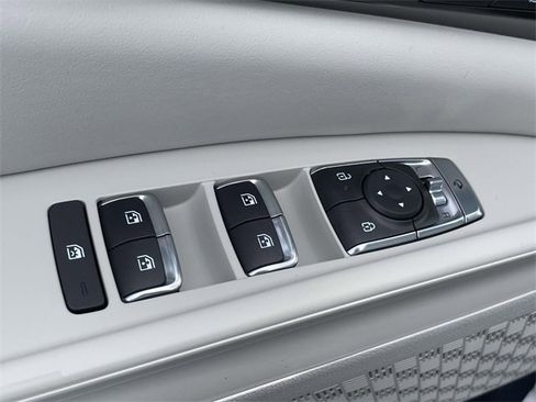 New 2026 Kia Carnival SX w/ SX Dark Edition Package image 25