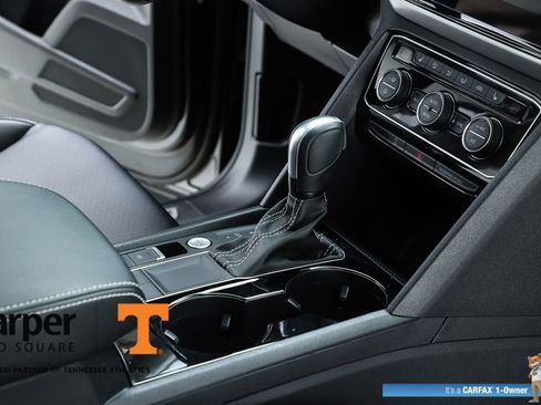 Used 2023 Volkswagen Atlas SE w/ Panoramic Sunroof Package FWD image 34