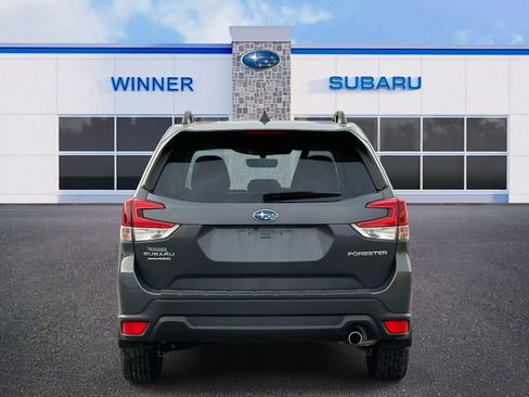 Used 2023 Subaru Forester Limited image 3