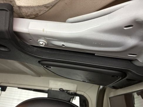 Used 2016 Jeep Wrangler Sahara image 19