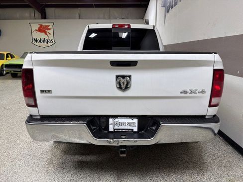 Used 2020 RAM 1500 Classic SLT image 8